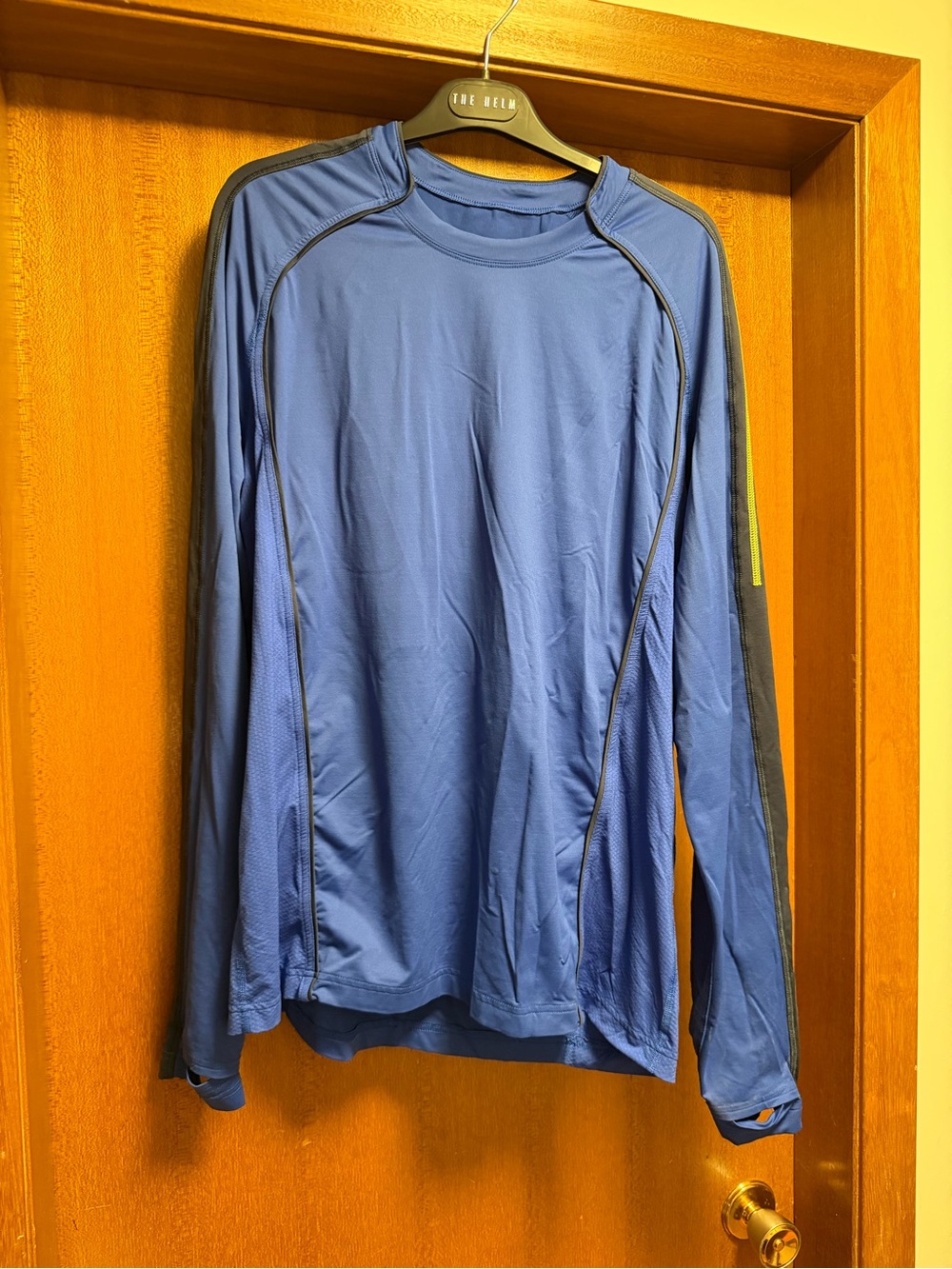 lululemon athletica Men's Long-Sleeve Performance Shirt in Blue with Dark Trim
